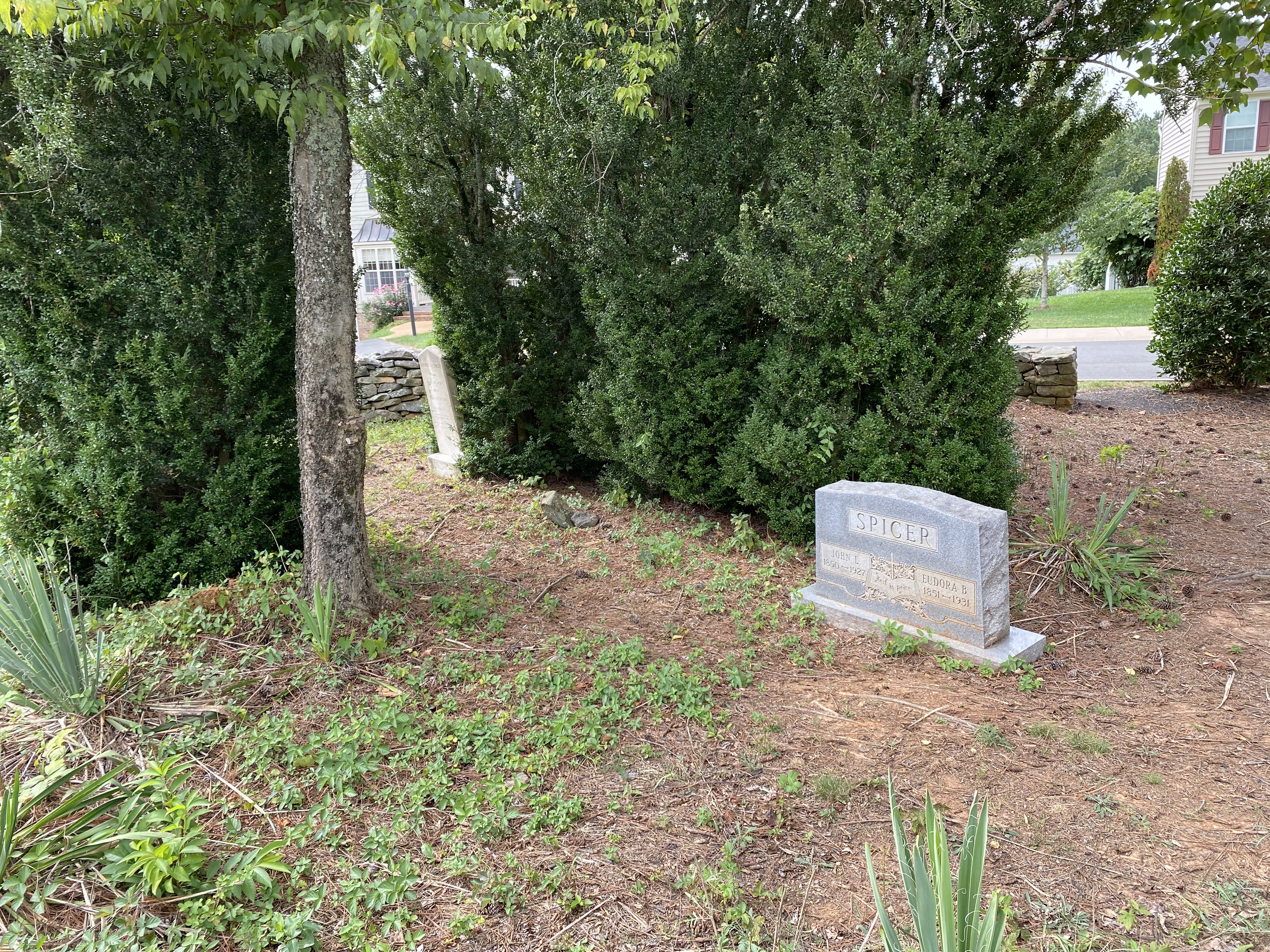 Like the Spicer Family Cemetery just off Deer Run Drive at Acorn Court thumbnail