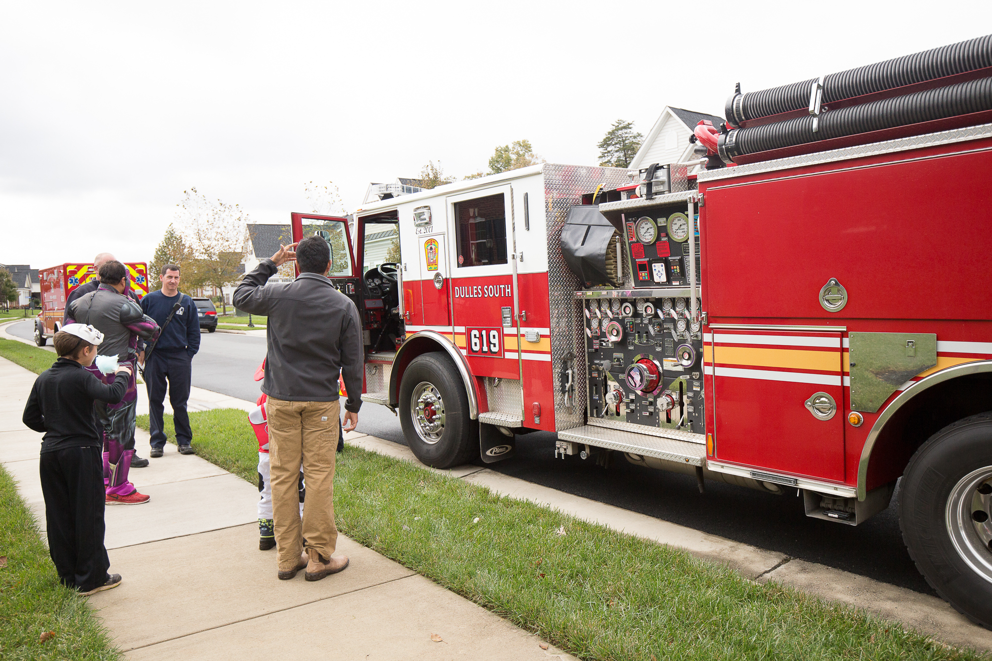 Community Outreach from LCFD at Halloween