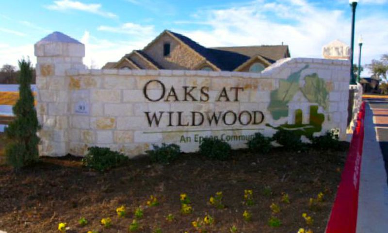 Oaks at Wildwood Condominiums cover