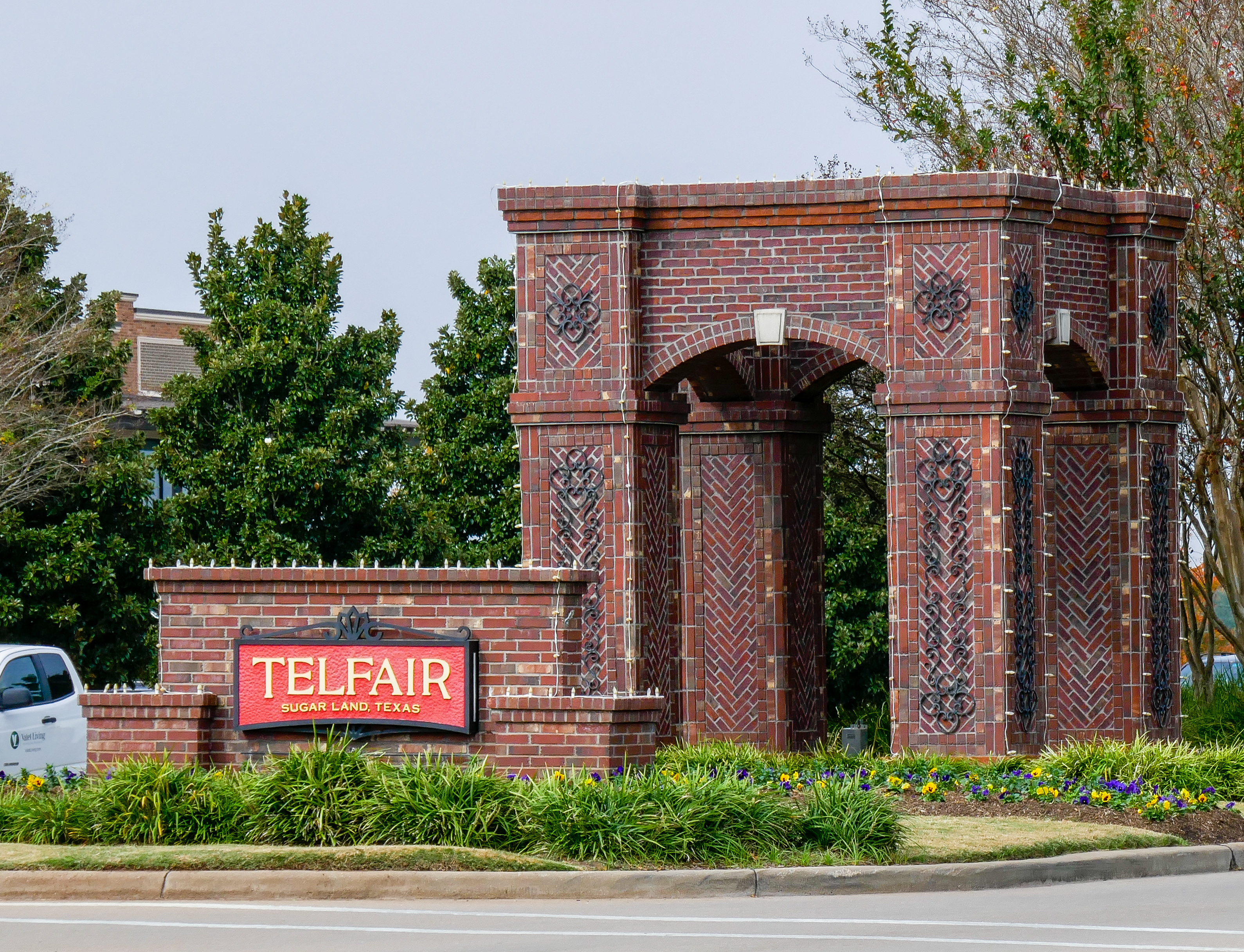 Telfair Entrance on University thumbnail