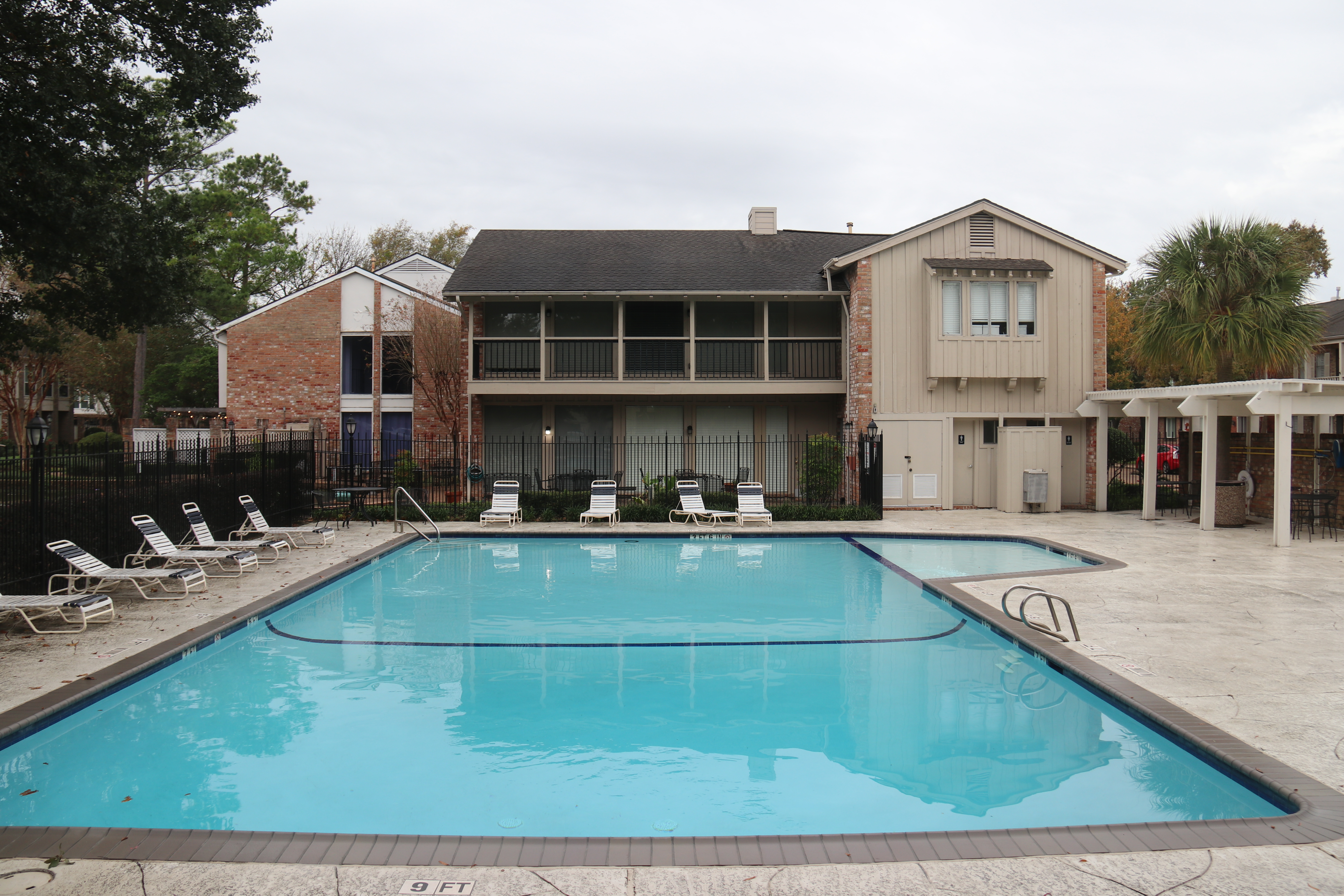 East side swimming pool and clubhouse thumbnail