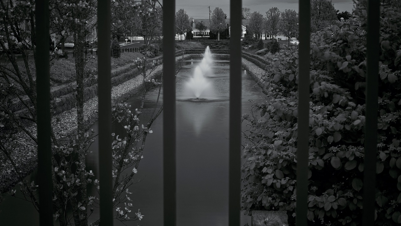 The Fairways At Forsgate Front Entrance Fountains thumbnail