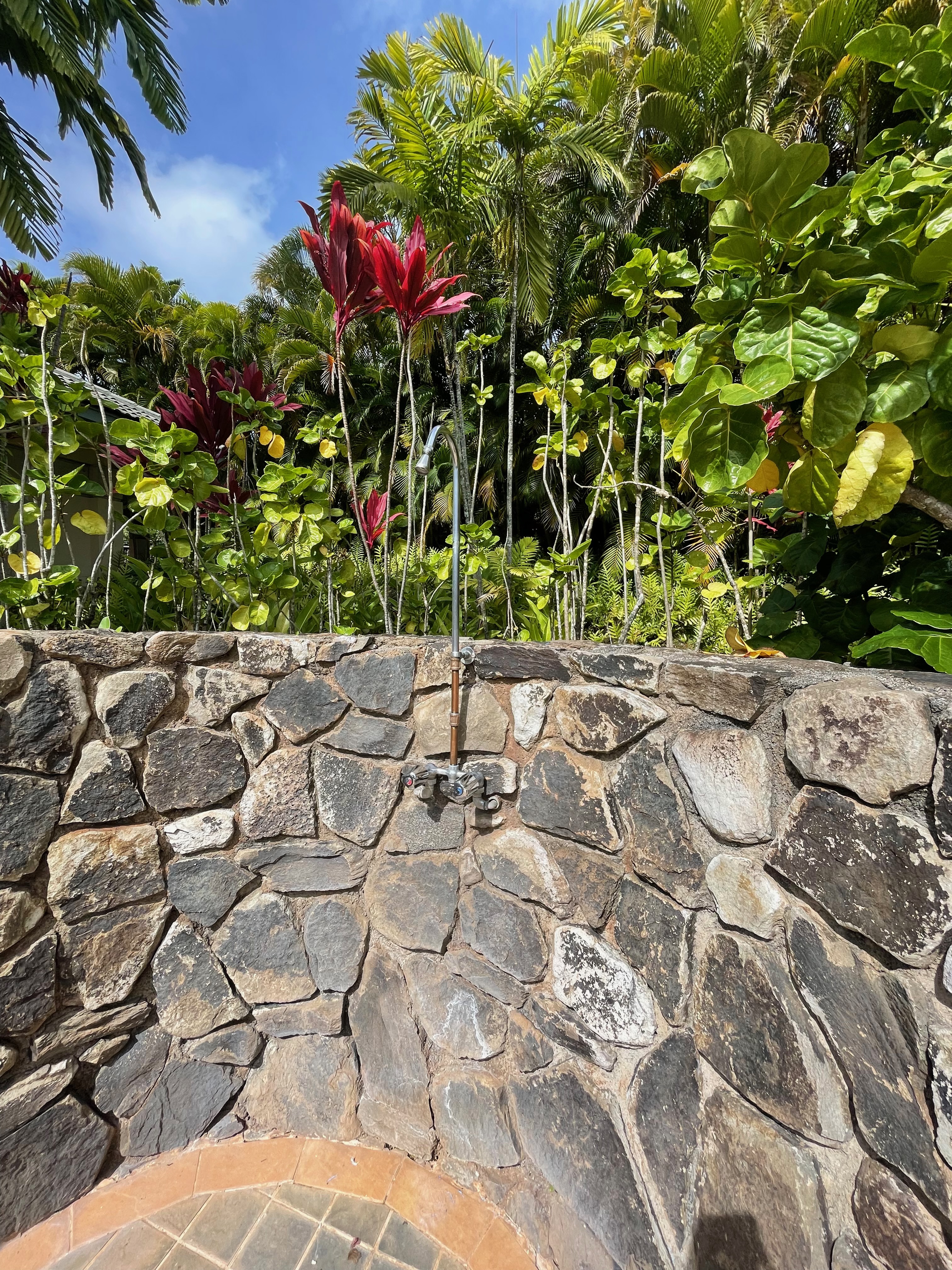 Outdoor shower thumbnail