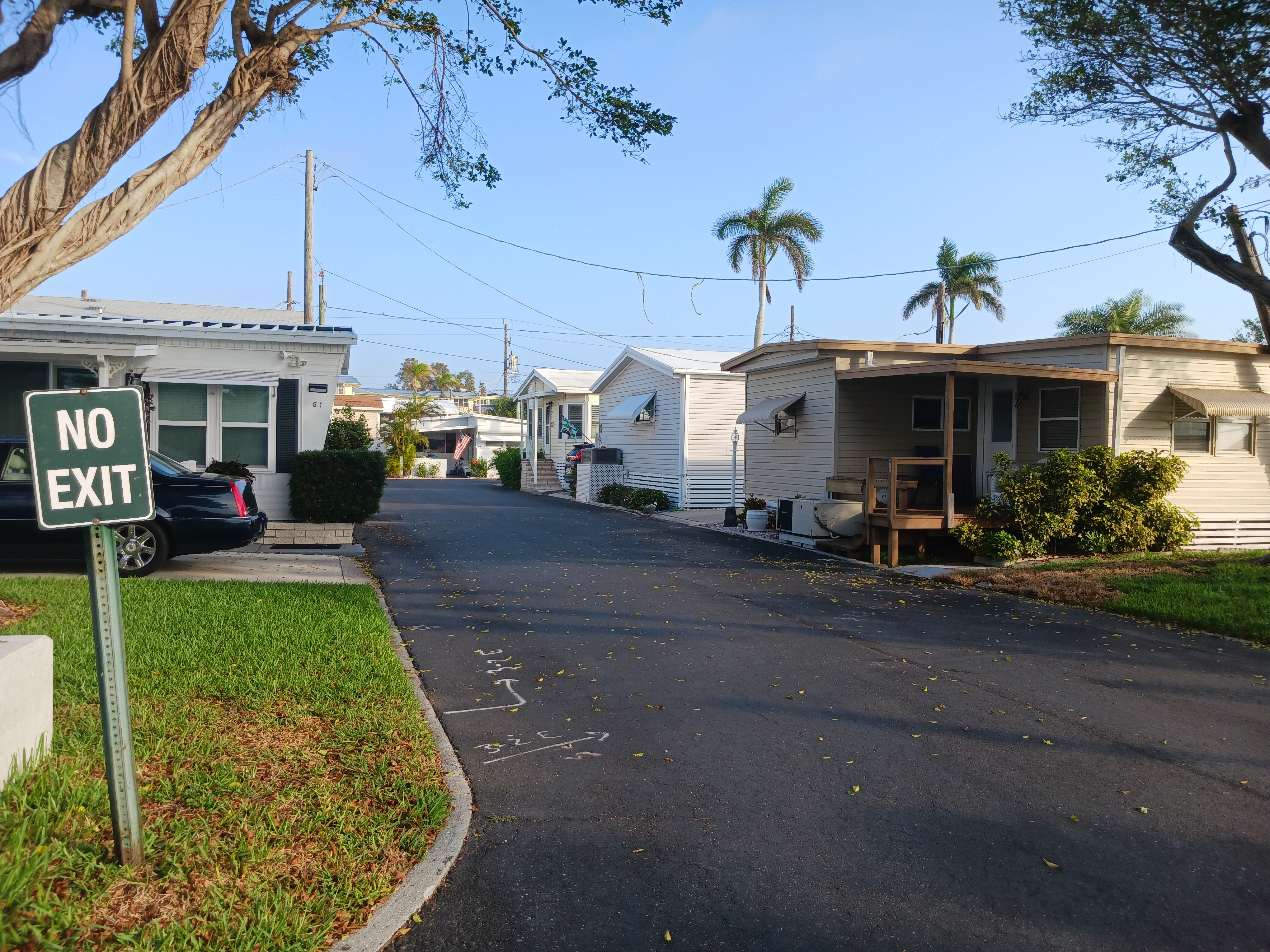 Street view looking west from Pool area. thumbnail