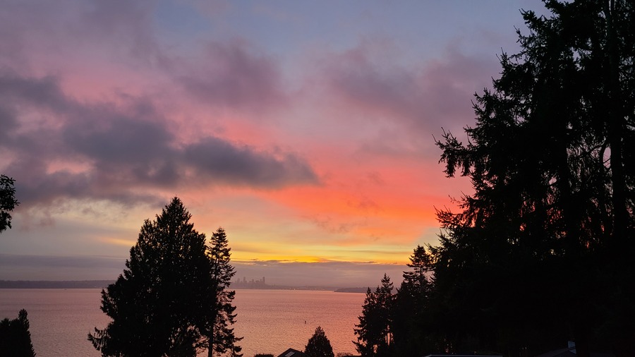 Sunrise over Puget Sound thumbnail