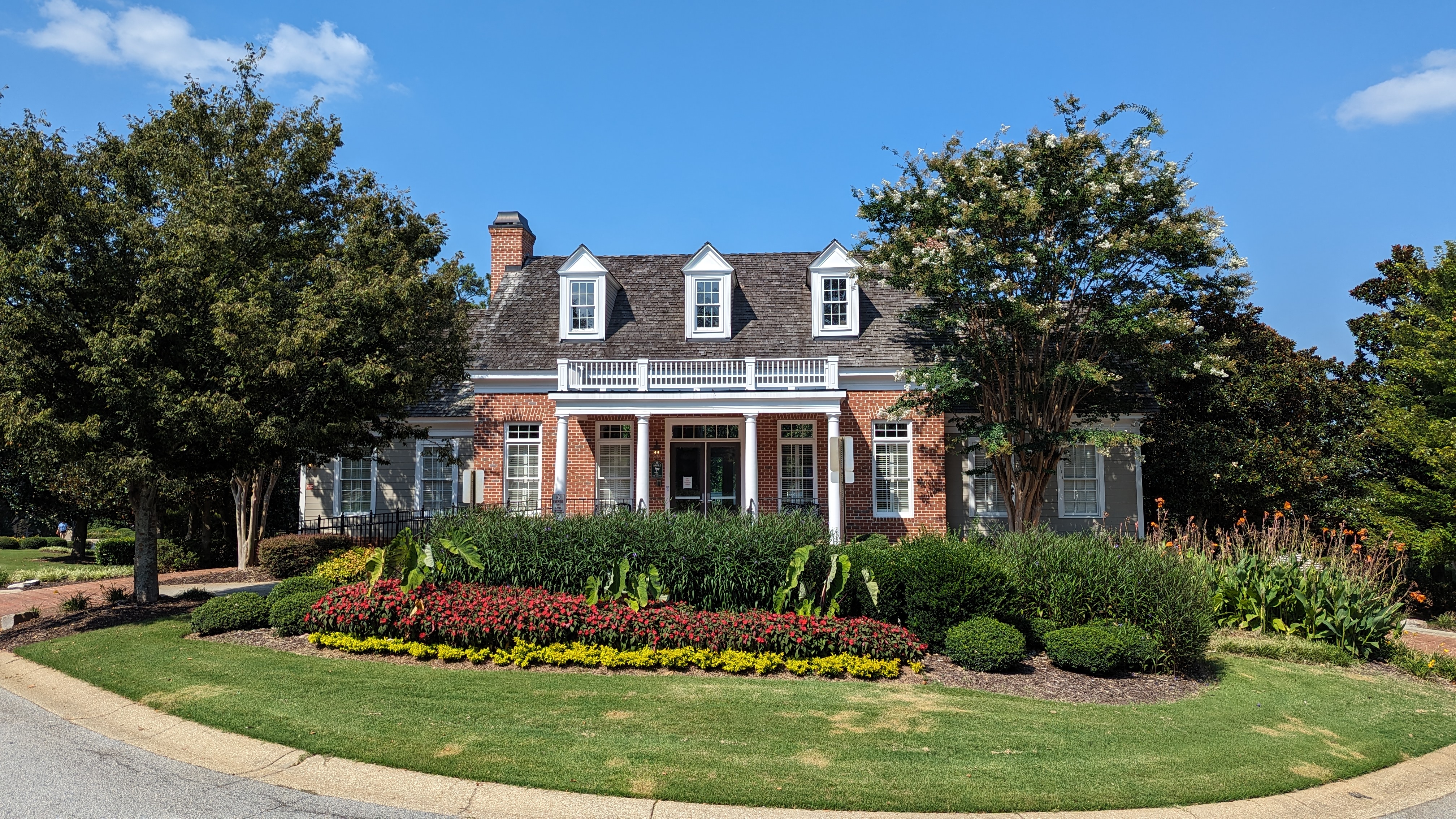 Crescent Ridge Clubhouse. thumbnail