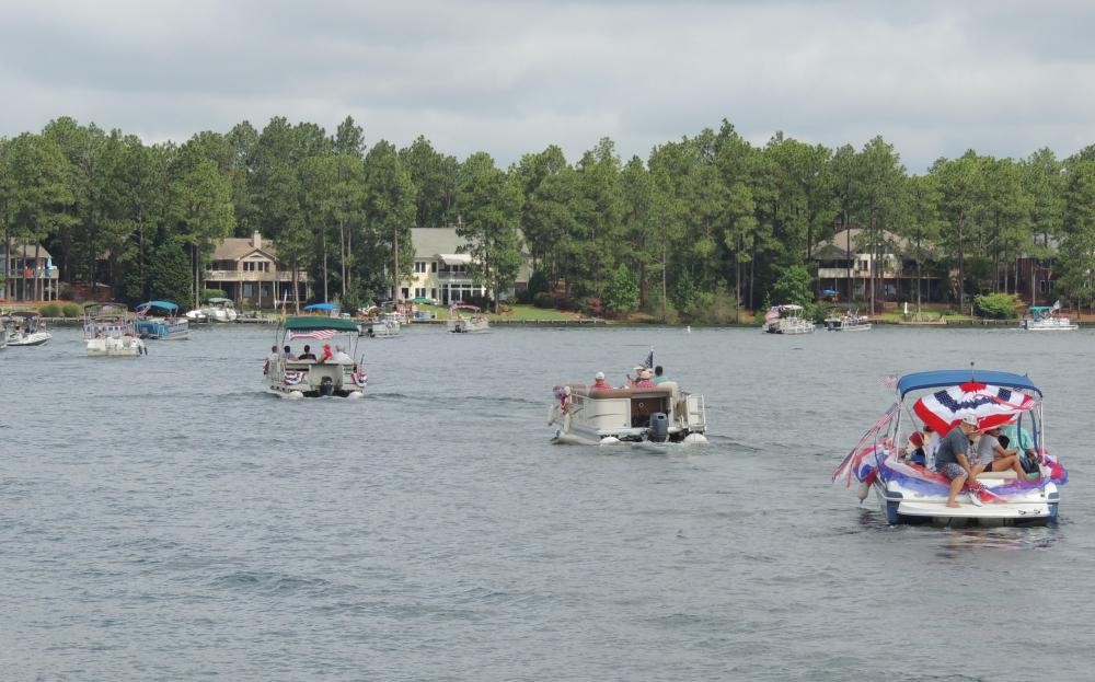 Annual 4th of July Boat Parade thumbnail