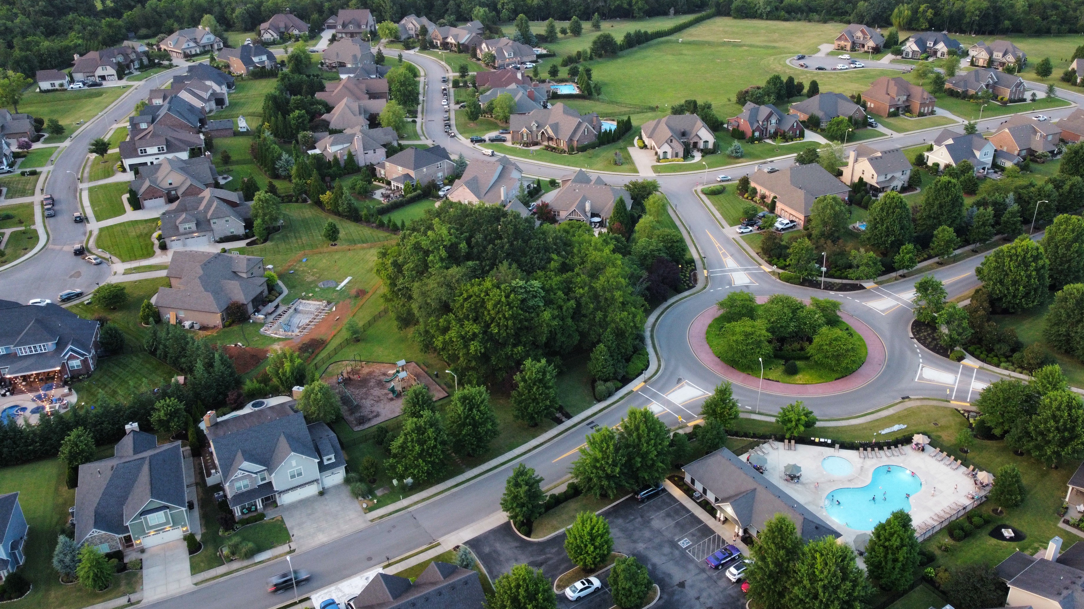 Aerial view of our traffic circle and the Preserves. thumbnail