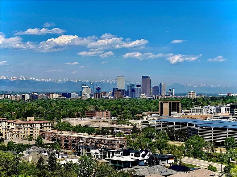 STUNNING views of downtown Denver! thumbnail