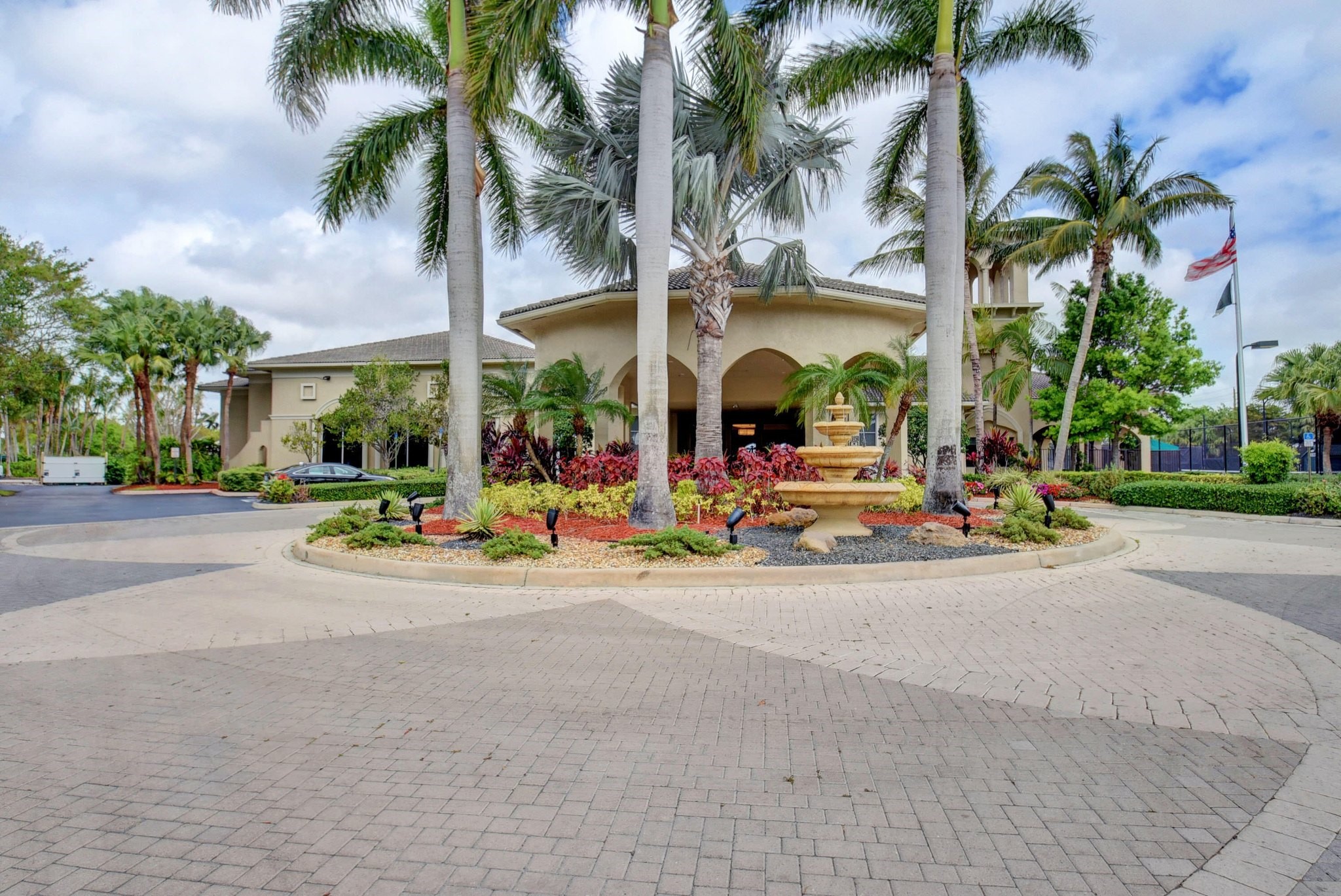 Clubhouse thumbnail