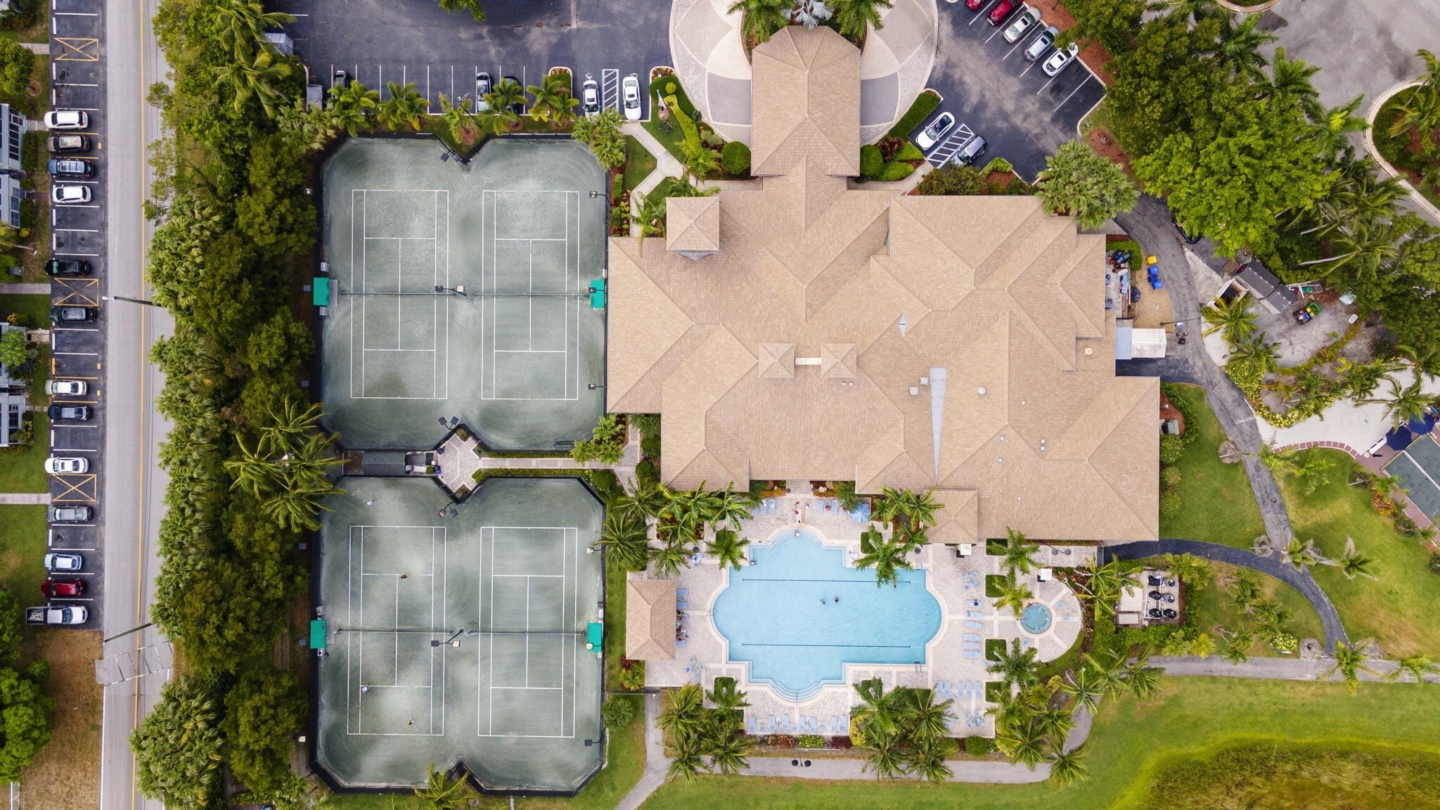 Clubhouse Aerial View thumbnail