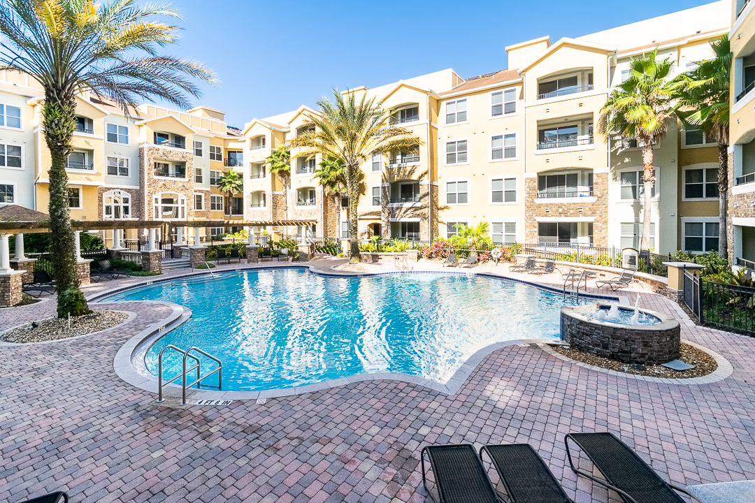 Villa Medici Condo cover