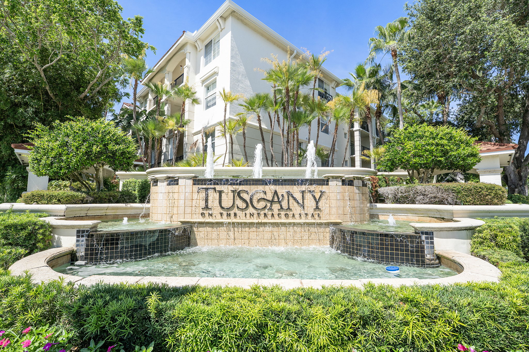 Main Entrance Fountain thumbnail