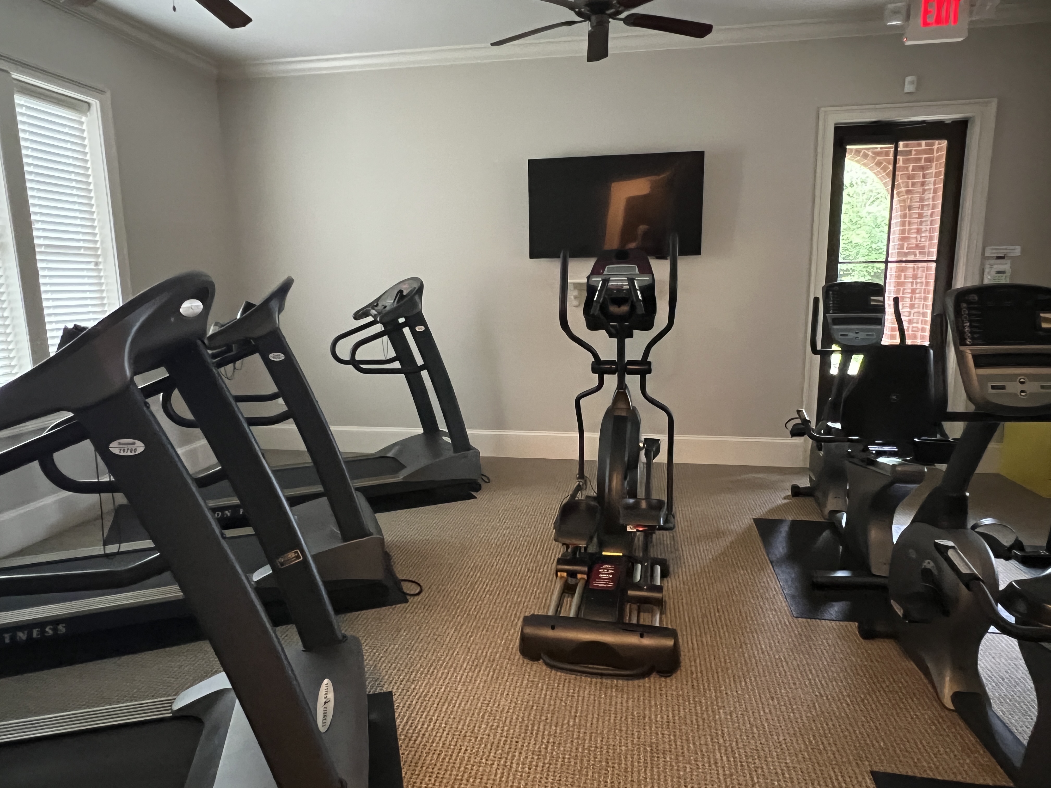 a workout room. thumbnail